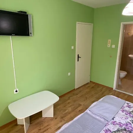 J&z Apartment Burgas City
