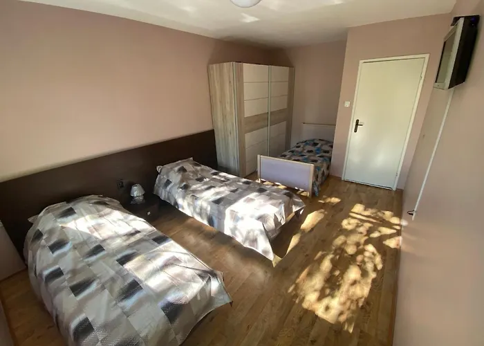 J&z Apartment Burgas City